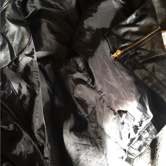 Leather jacket - Picture 5 of 5